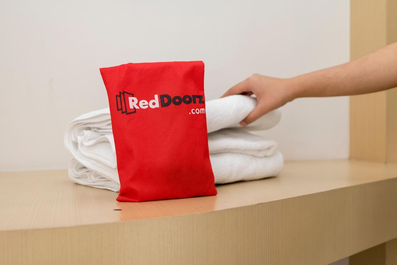 Reddoorz Near Lapangan Tenis Wisma tamu Balikpapan (Borneo)